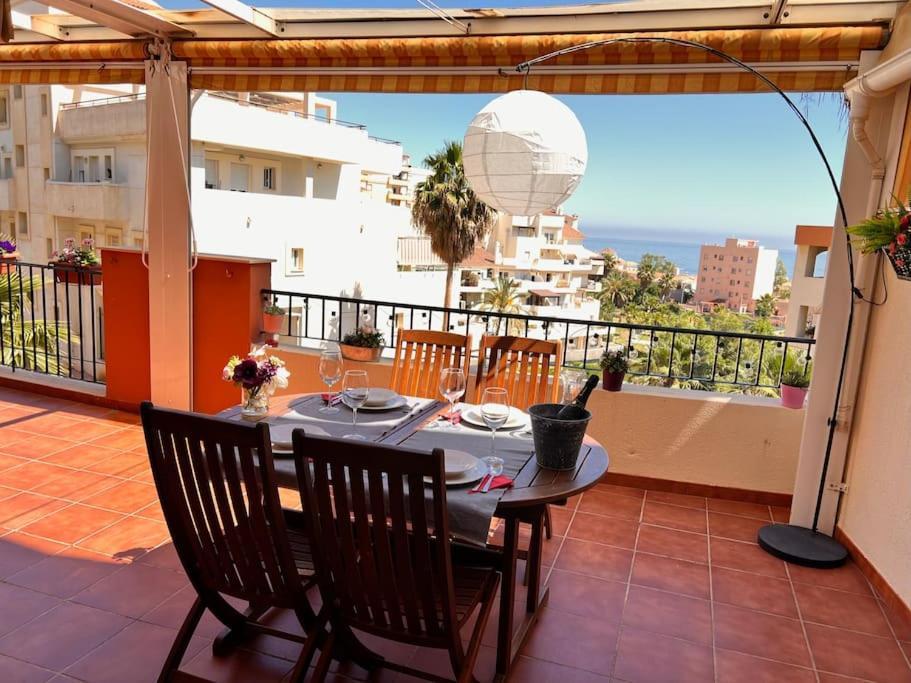 Benalmadena Costa Malaga Apartamento Muy Acogedor Con Vistas Al Mar Terraza Gigante Para Verano E Invierno Parking Zewnętrze zdjęcie