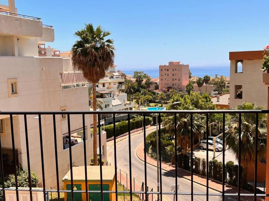Benalmadena Costa Malaga Apartamento Muy Acogedor Con Vistas Al Mar Terraza Gigante Para Verano E Invierno Parking Zewnętrze zdjęcie