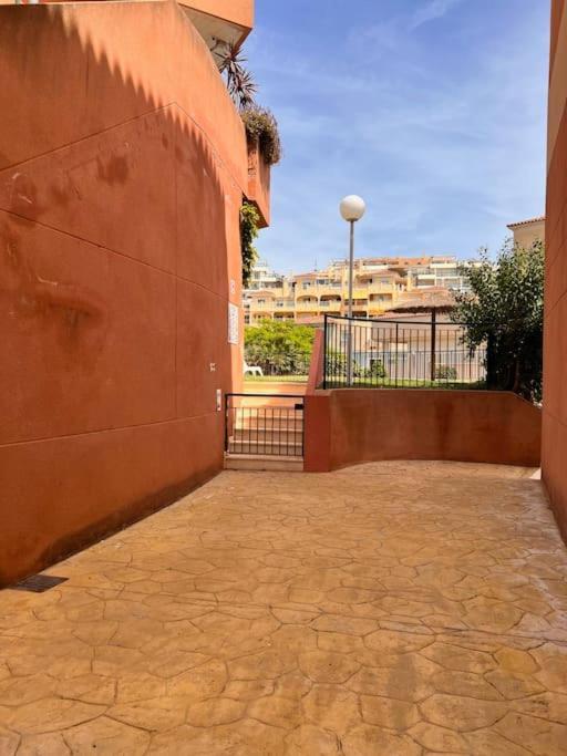 Benalmadena Costa Malaga Apartamento Muy Acogedor Con Vistas Al Mar Terraza Gigante Para Verano E Invierno Parking Zewnętrze zdjęcie