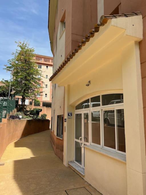 Benalmadena Costa Malaga Apartamento Muy Acogedor Con Vistas Al Mar Terraza Gigante Para Verano E Invierno Parking Zewnętrze zdjęcie